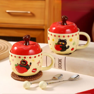 AA0240 TAZA CERAMICA GOTO NEGRO Y MANZANA