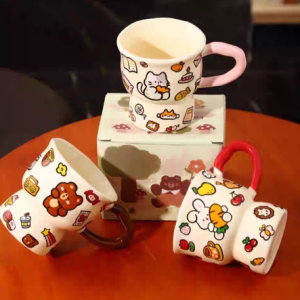 AA0377 TAZA CERAMICA DISENO STICKER