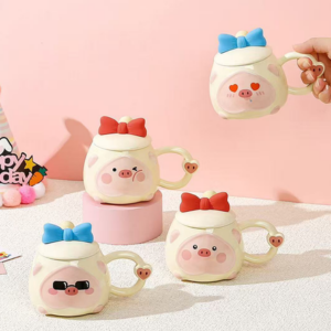 AA0805 TAZA CERAMICA CUTE PIG CON MOÑO