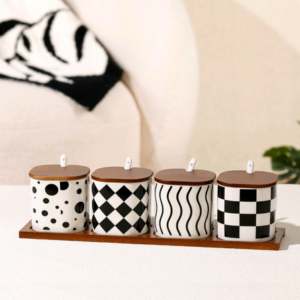 SET DE ESPECIEROS CERAMICA X 4 ESTILO PATRON CON TAPAS DE MADERA REDONDO, 8CM X 8CM 300ML, CON BASE DE MADERA