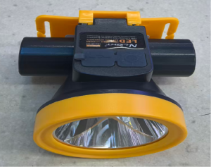 Linterna frontal LED