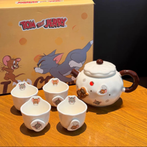 SET DE TE CON 4 VASOS GATO Y RATON