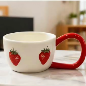TAZA CERAMICA CON FRUTILLAS