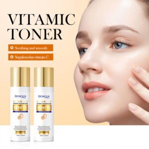 TONER AGUA TONICA CON VITAMINA C ILUMINADORA 120ML · Cód. 41814