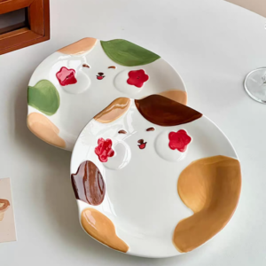 PLATO CERAMICA REDONDO 8.25 GATO COLOR CHOCOLATE Y AMARILLO